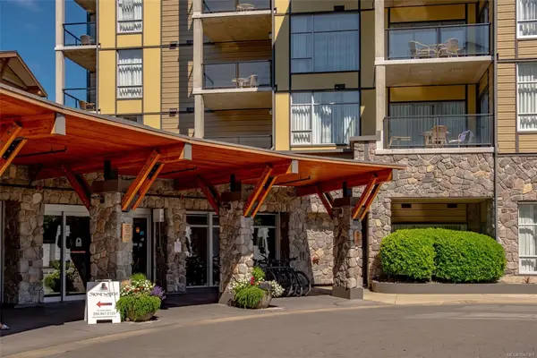 181 Beachside Dr #121/122, Parksville BC V9P 2H5 - 2 bed, 3 bath property for sale in Parksville