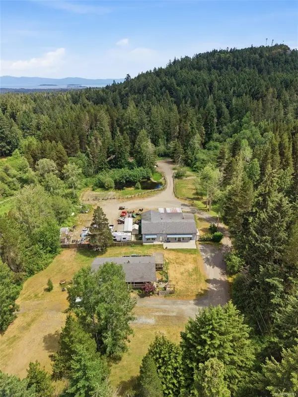 1144 Bellevue Rd, Errington BC V9P 2C4 - 4 bed, 3 bath property for sale in Errington
