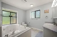 View 32