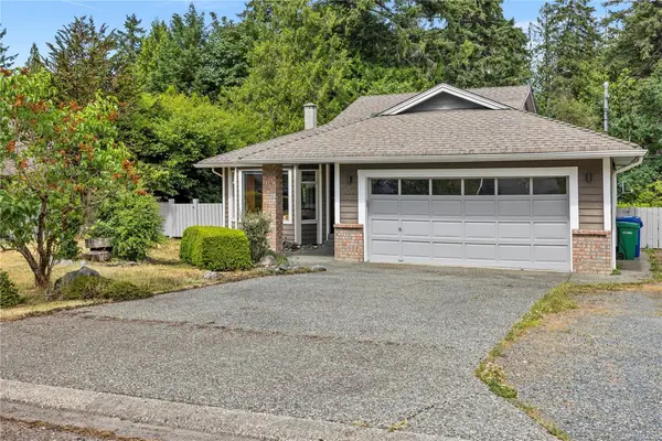 254 Emery Way, Nanaimo BC V9R 5Z8 - 5 bed, 3.0 bath in Nanaimo