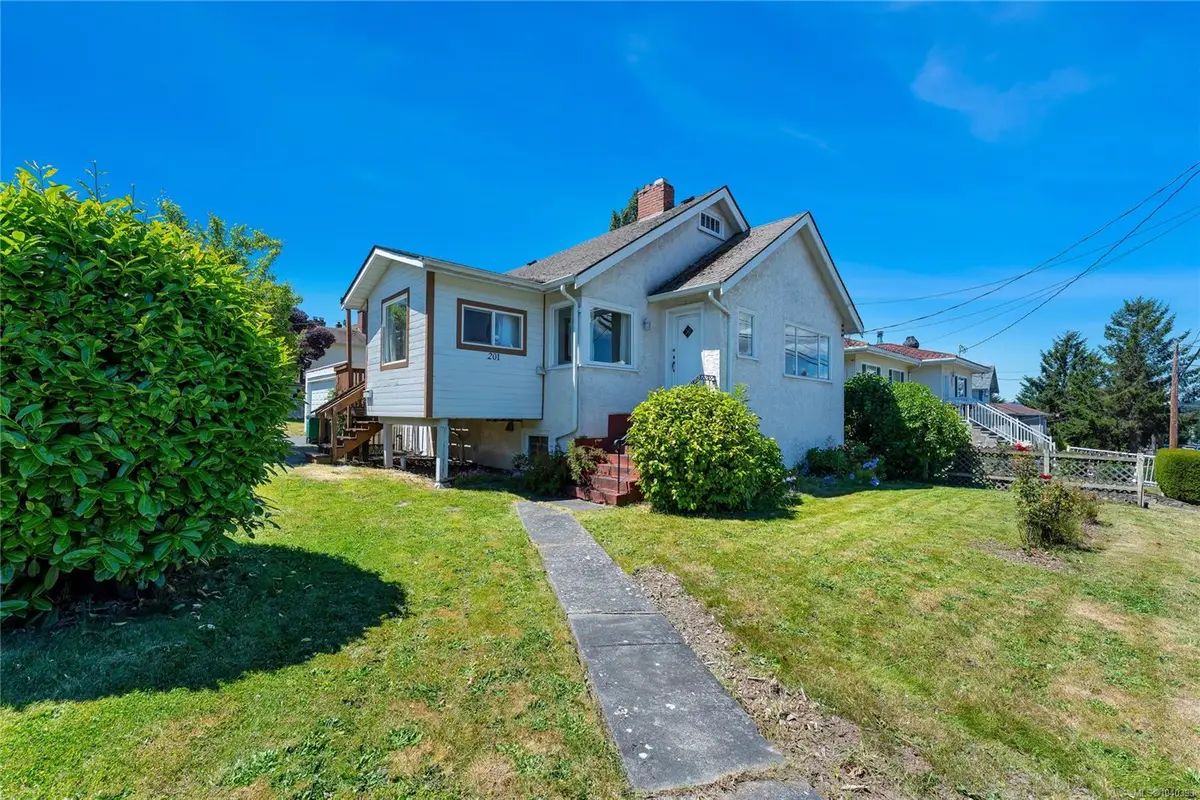 201 Burnside Rd, Saanich BC V9A 1C4