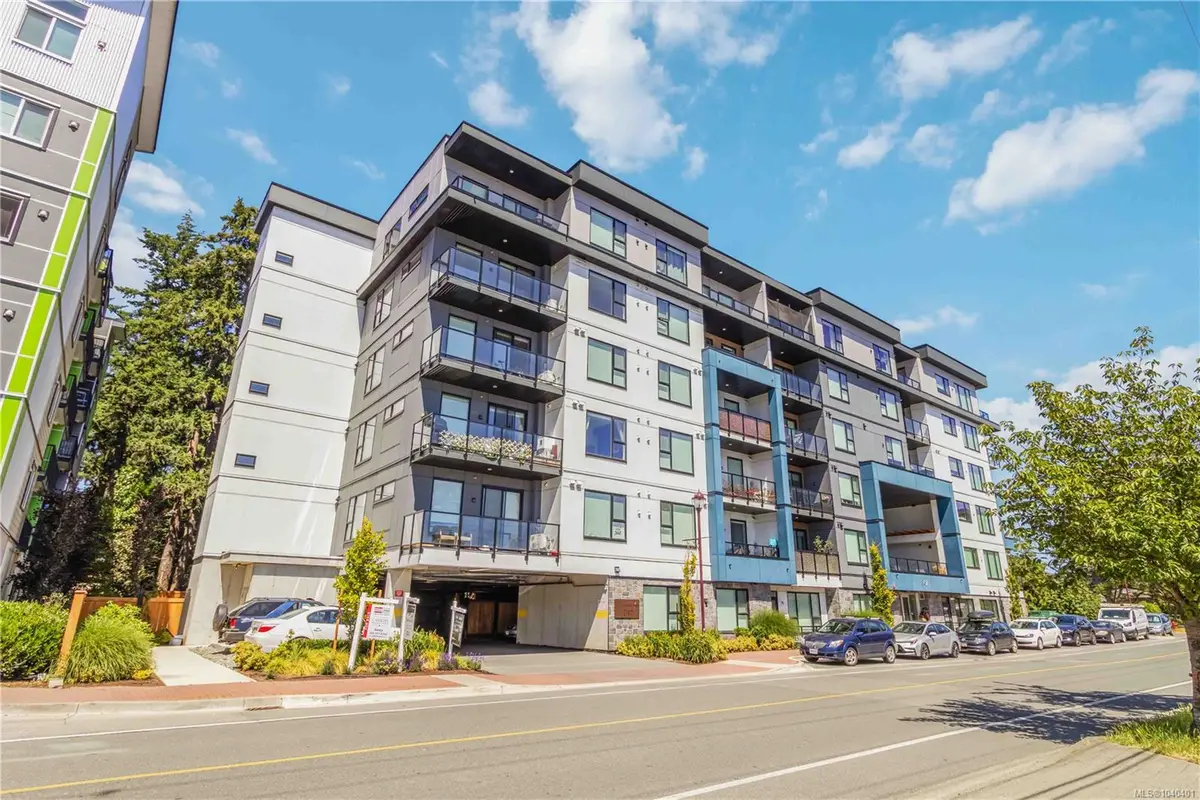 842 Orono Ave #404, Langford BC V9B 2T8