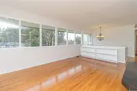 View 10