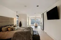 View 25