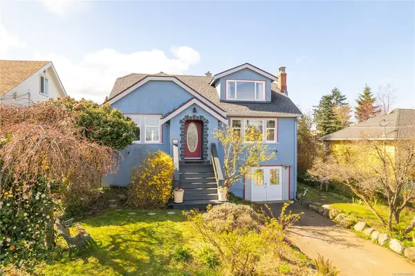 225 Harvey St, Nanaimo BC V9R 3W6 - 4 bed, 2 bath property for sale in Nanaimo