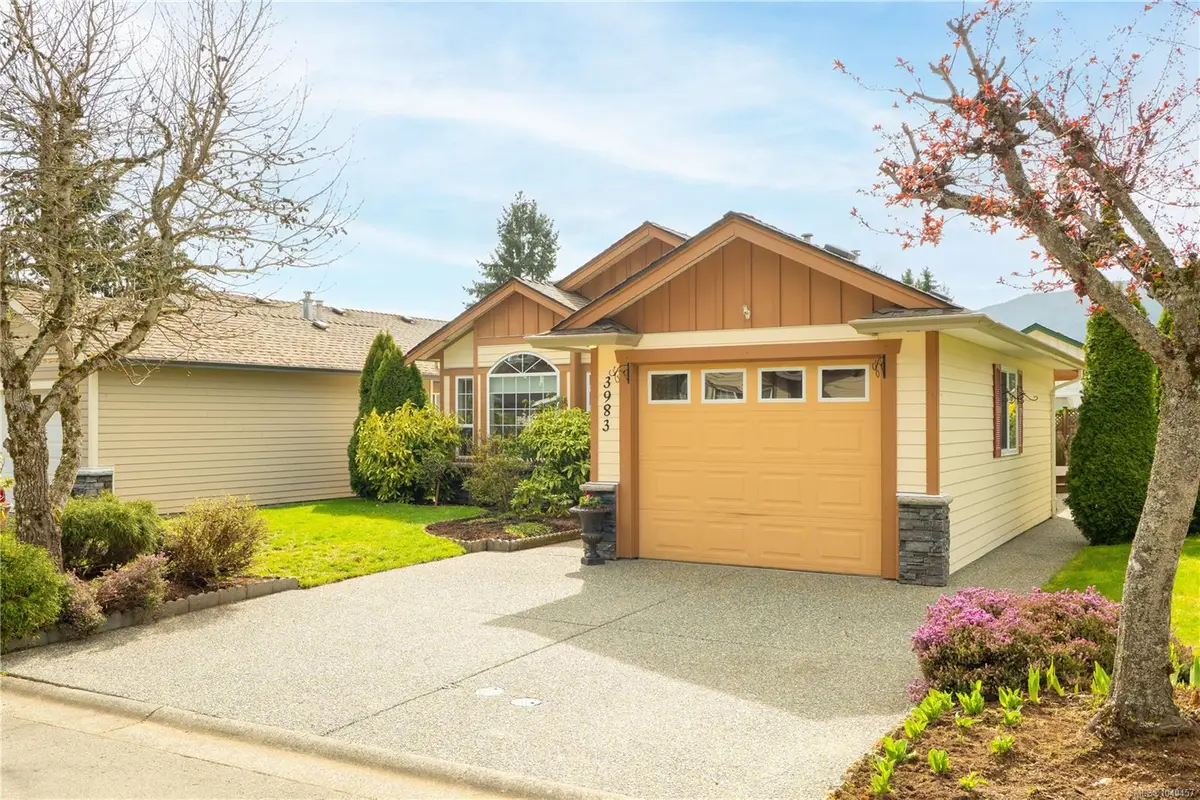 3983 Valewood Dr, Nanaimo BC V9T 6B9