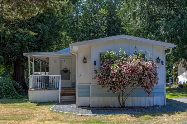 6350 Island Hwy W #3, Qualicum Beach BC V9K 2E5 - 2 bed, 2.0 bath in Qualicum Beach