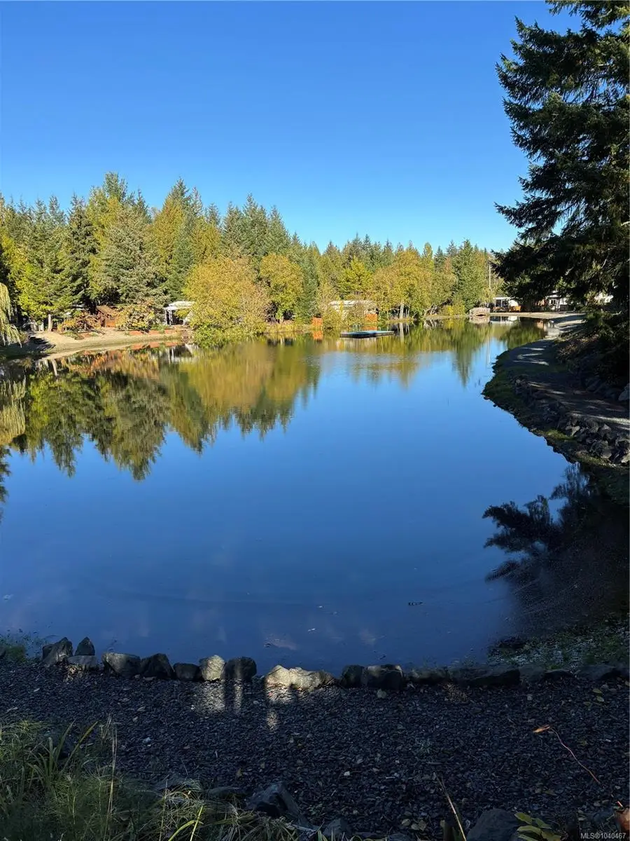 2650 Turnbull Rd #F15, Qualicum Beach BC V9K 2R2