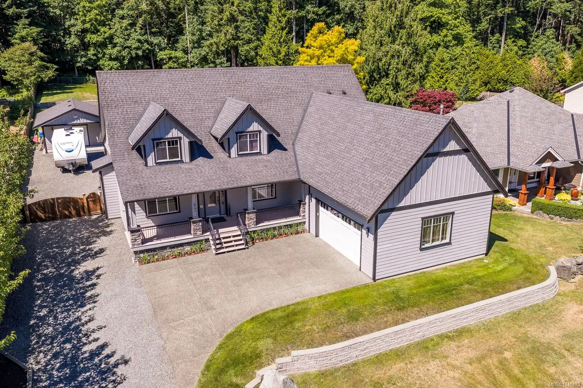 614 Colby Rd, Comox BC V9M 4H8
