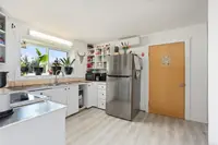 View 32