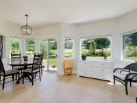 View 10