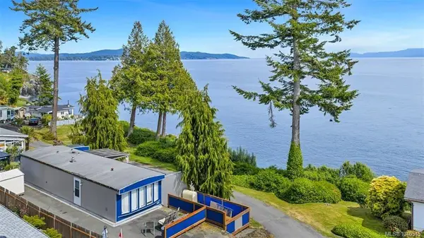 8177 West Coast Rd #3, Sooke BC V9Z 1E2 - 2 bed, 1.0 bath in Sooke