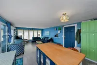 View 10