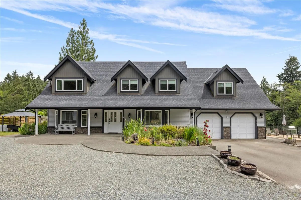 2620 Ross Rd, Nanoose Bay BC V9P 9A6