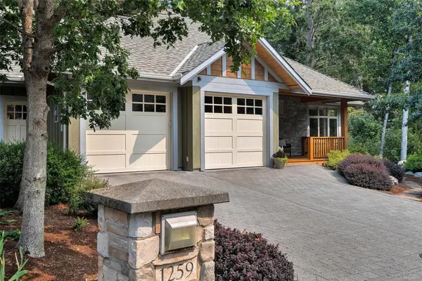 1259 Oceanwood Lane, Saanich BC V8X 0A4 - 3 bed, 3 bath property for sale in Saanich