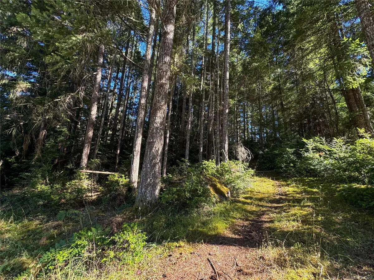 Lot 2 Wild Cherry Terr, Gabriola Island BC V0R 1X5