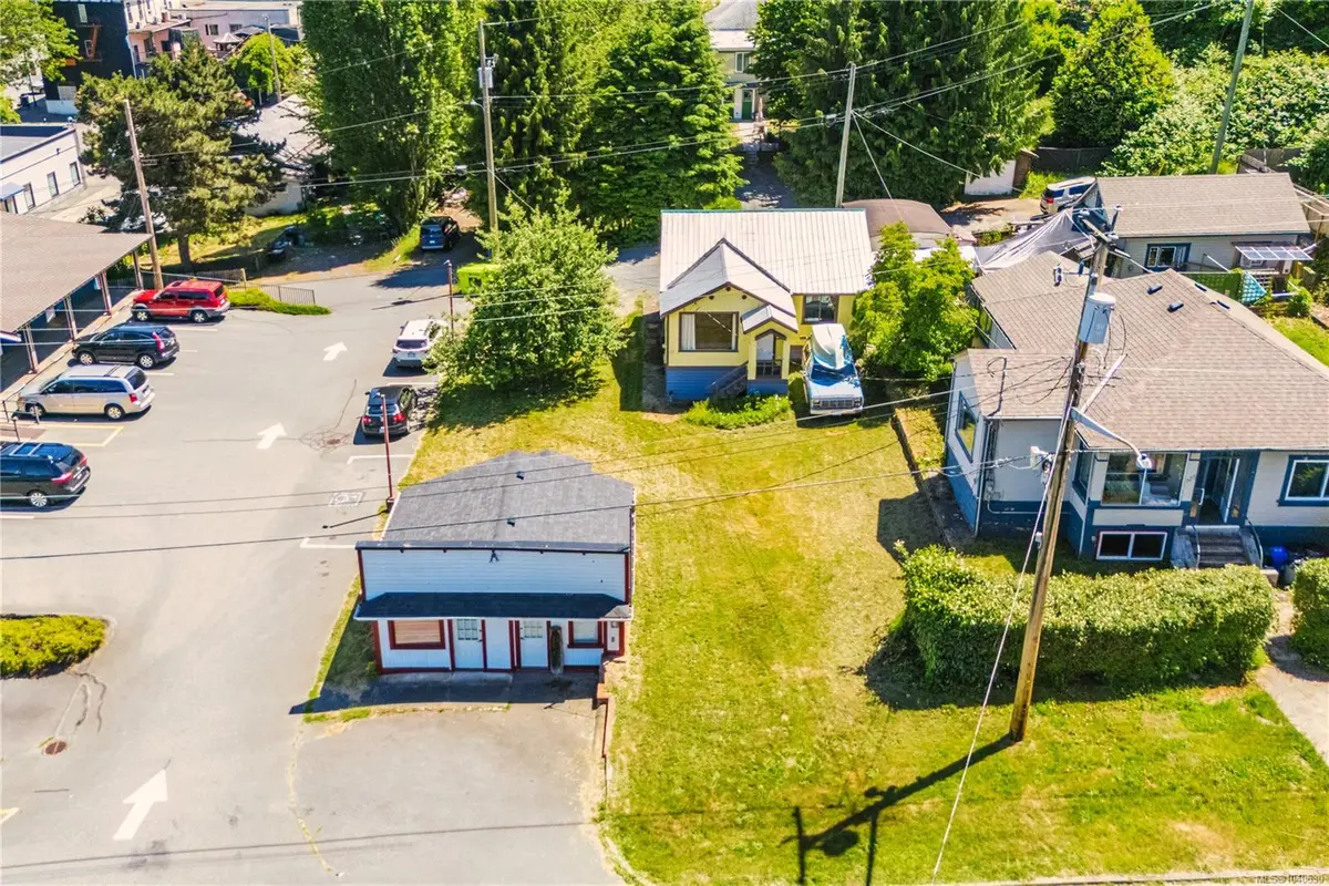 117 Kitchener St, Ladysmith BC V9G 1A7