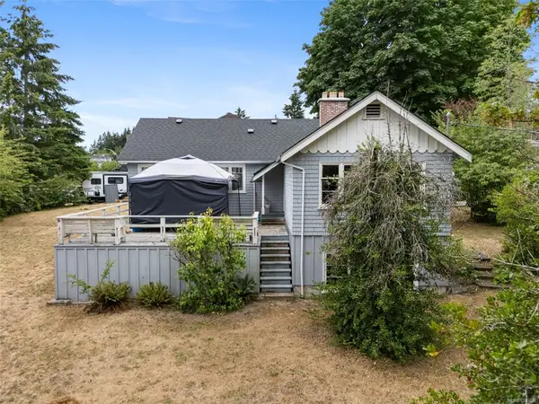 3312 Skinner Rd, Duncan BC V9L 4C6 - 3 bed, 1 bath property for sale in Duncan