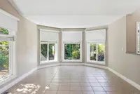 View 16