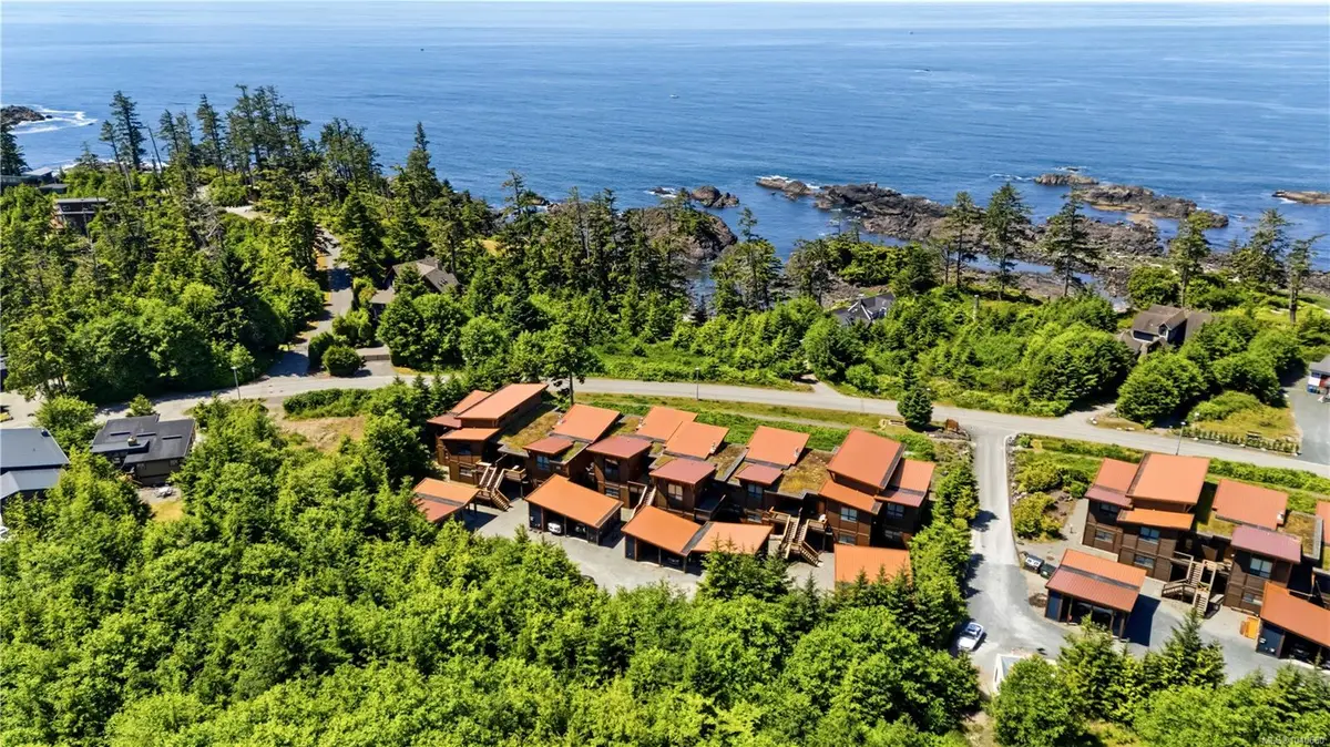 515 Marine Dr #203, Ucluelet BC V0R 3A0