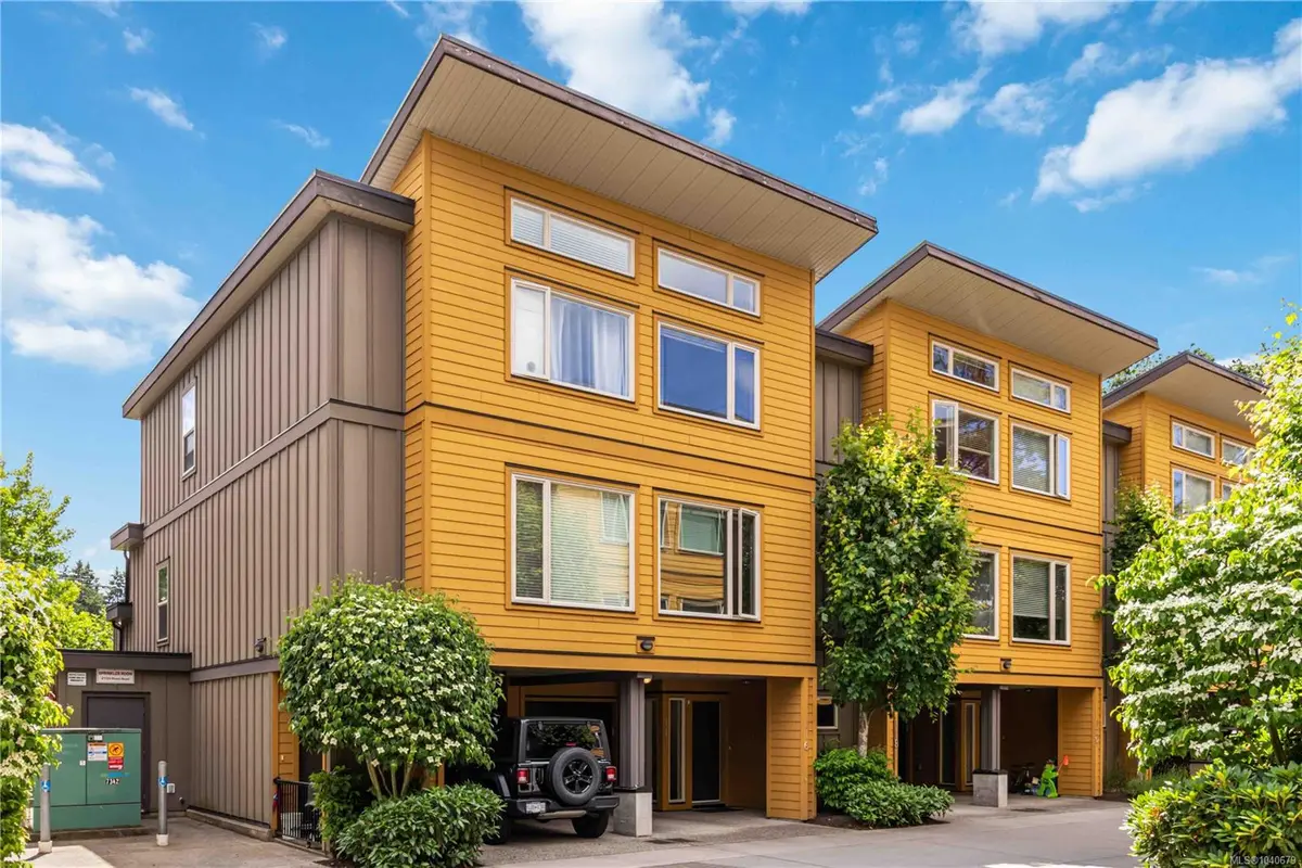 2733 Peatt Rd #116, Langford BC V9B 3V2