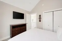 View 32