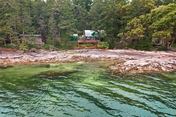 Lt 38 Ruxton Rd, Ruxton Island BC V0R 1X7 - 3 bed, 1 bath property for sale in Ruxton Island
