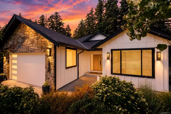 1572 Nimpkish Pl, Duncan BC V9L 0A6 - 4 bed, 3 bath property for sale in Duncan