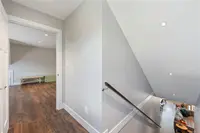 View 32