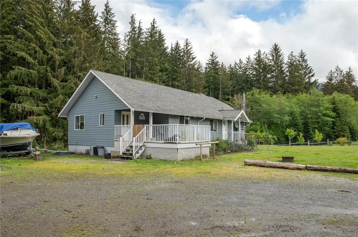 870 Sayward Rd, Sayward BC V0P 1R0