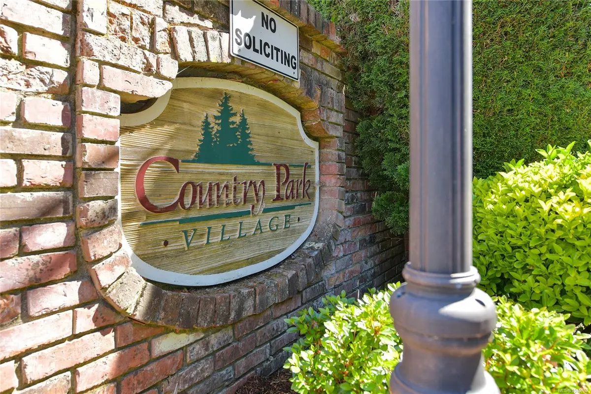 7583 Central Saanich Rd #16, Central Saanich BC V8M 2B6