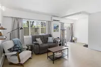 View 10