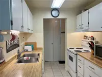 View 10