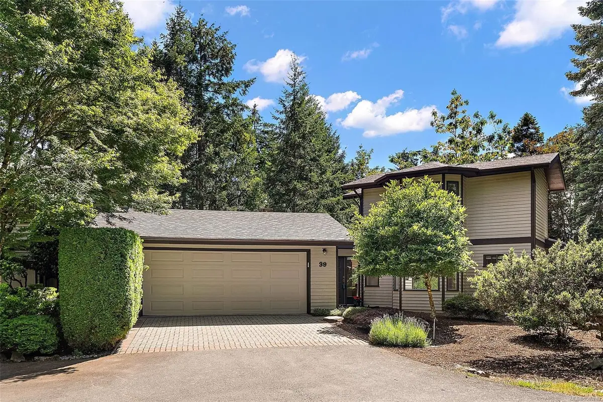 1255 Wain Rd #39, North Saanich BC V8L 4R4