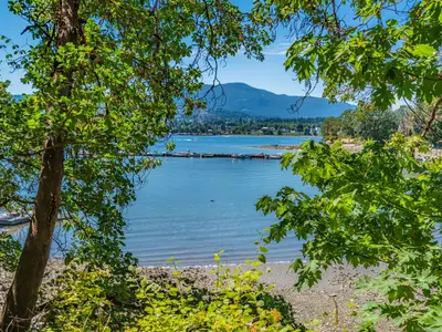 8, 137 Pirates Pl, Protection Island BC V9R 6R1