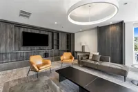 View 32