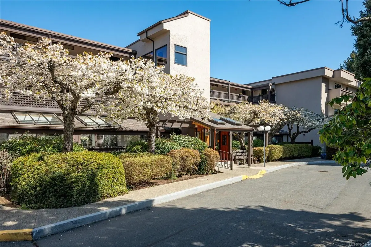 309 Morison Ave #105, Parksville BC V9P 1M6