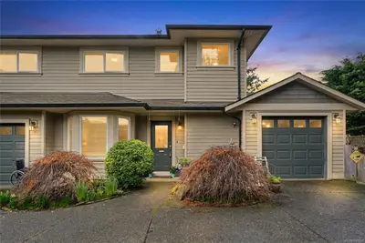 10372 Bowerbank Rd, Sidney BC V8L 3L7