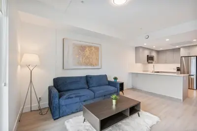 258 Helmcken Rd #403, View Royal BC V9B 1G5