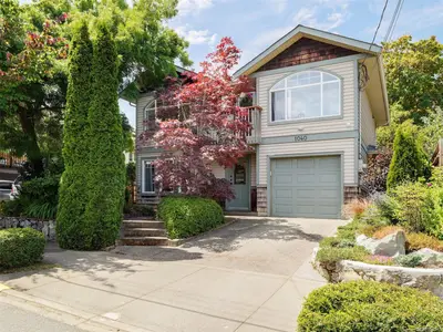 1040 Alston St, Victoria BC V9A 7P6