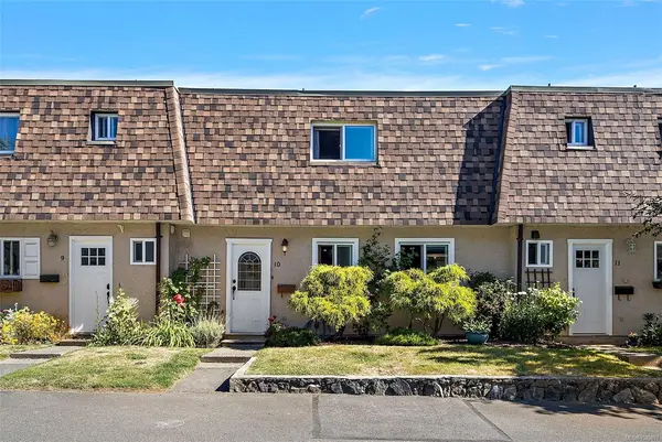 7675 East Saanich Rd #10, Central Saanich BC V8M 1L9 - 3 bed, 2.0 bath in Central Saanich