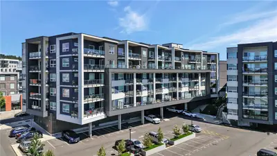 947 Whirlaway Cres #301, Langford BC V9B 6Z9