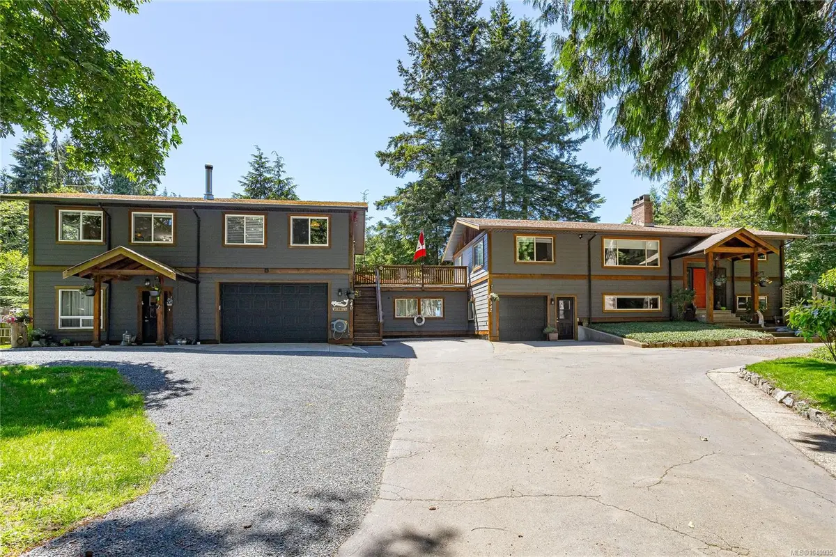 6340 Island Hwy W, Qualicum Beach BC V9K 2E5
