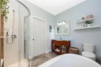 View 32