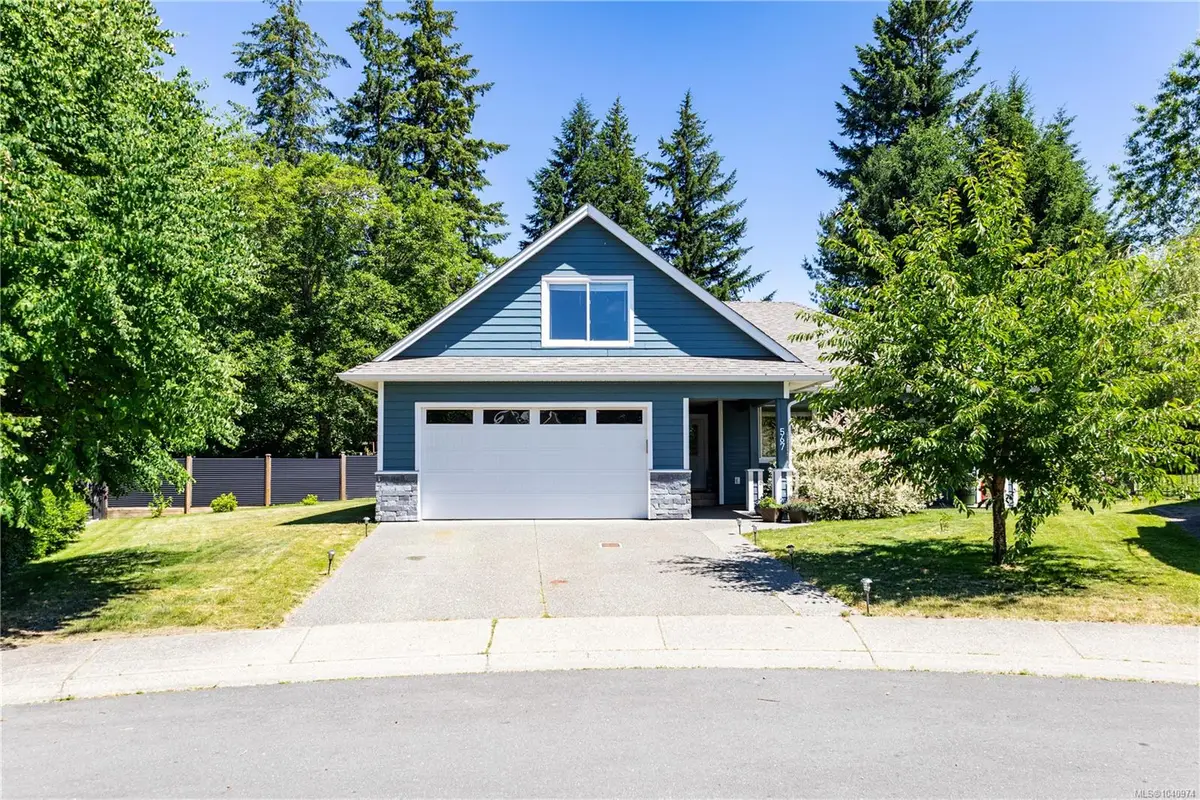 567 Edgewood Dr, Campbell River BC V9W 8H1