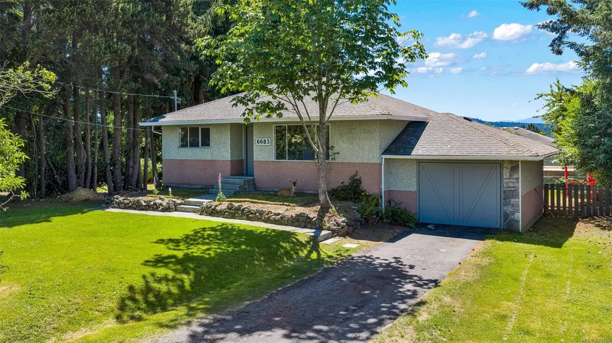 6683 Lincroft Rd, Sooke BC V9Z 0A2