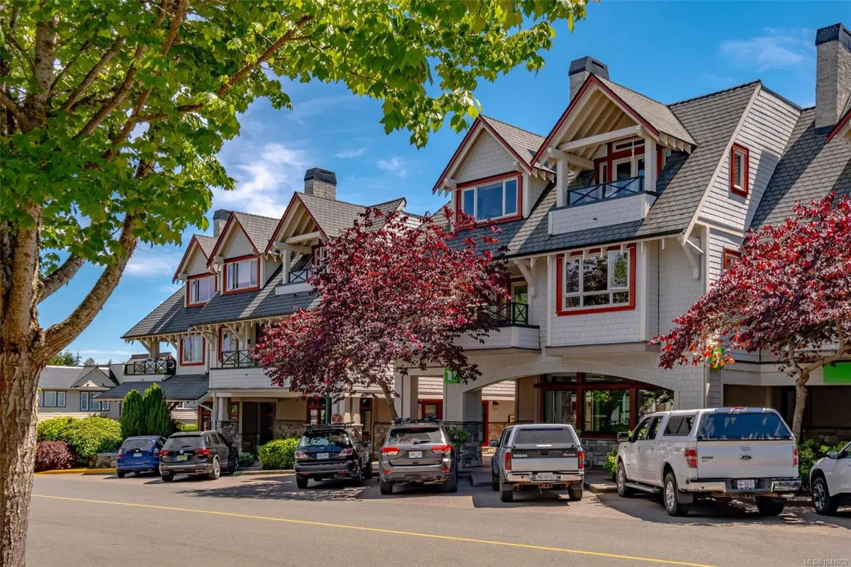 222 Second Ave W #302, Qualicum Beach BC V9K 0A4