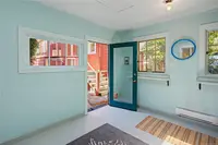 View 32