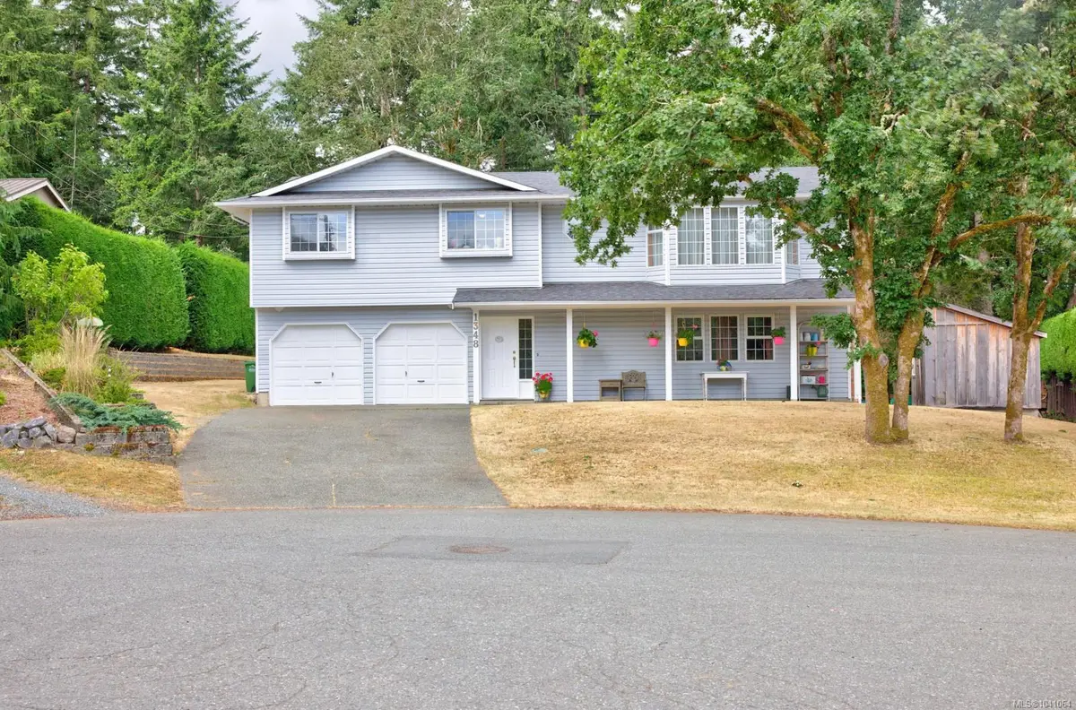 1348 Oakwood Pl, Duncan BC V9L 5R3