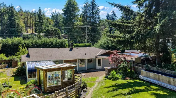 2614 Shawnigan Lake Rd E, Shawnigan Lake BC V0R 2W0 - 3 bed, 3 bath property for sale in Shawnigan Lake
